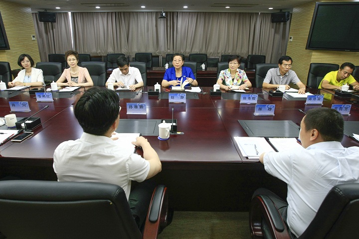 赵静局长一行赴企业开展走访调研